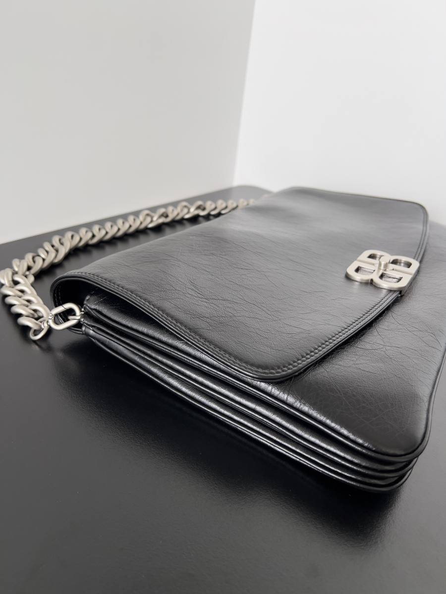 Balenciaga_BBSoft_Small_21x15x7cm_9215