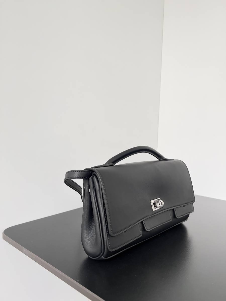 Balenciaga_BelAir_Hobo_31x37x20cm_2177