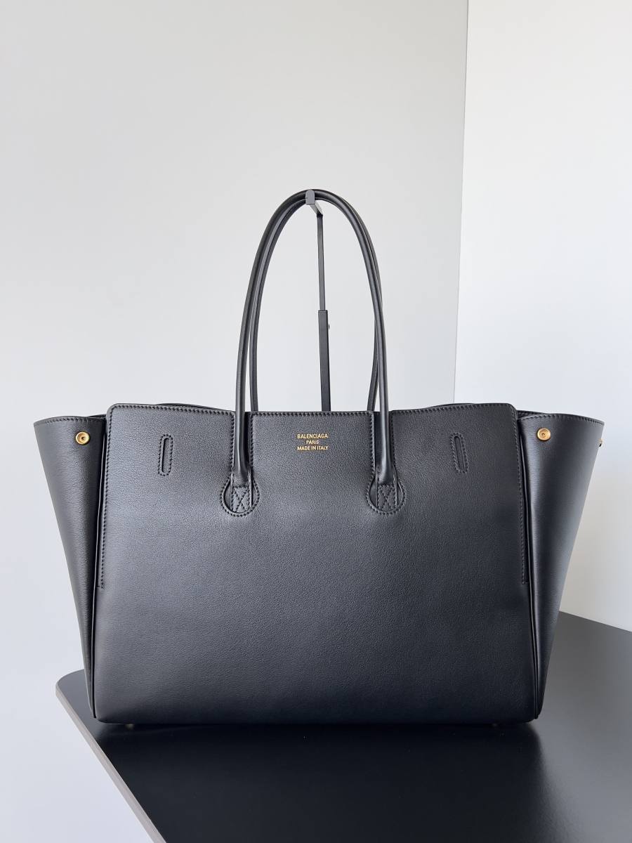 Balenciaga_BelAir_Hobo_31x37x20cm_8143