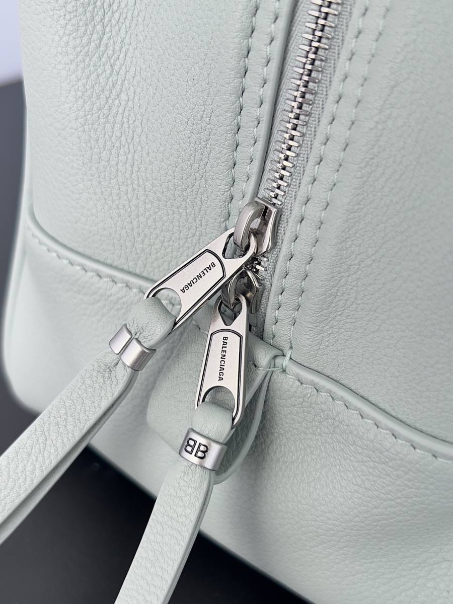 Balenciaga_Carrie_Medium_36x19x16cm_29BB