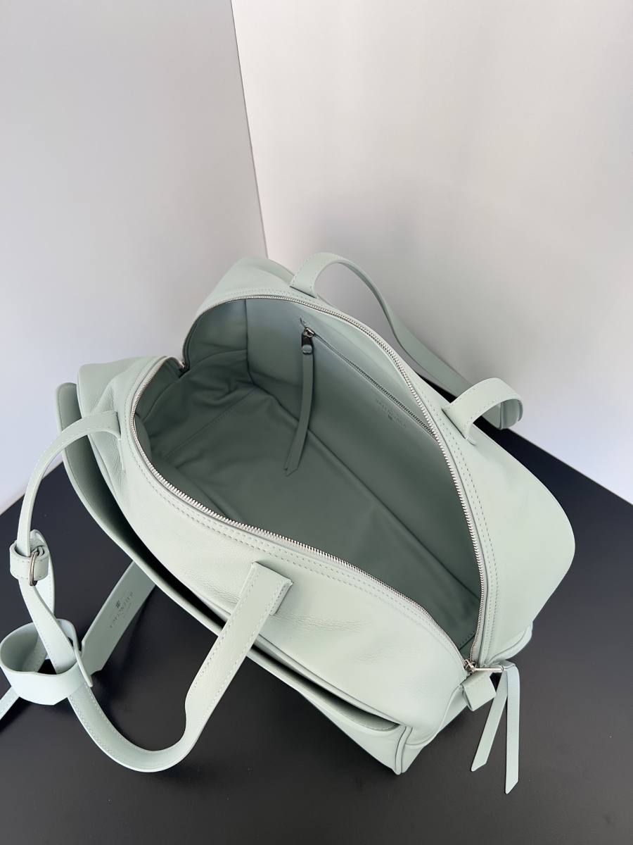 Balenciaga_Carrie_Medium_36x19x16cm_29BB