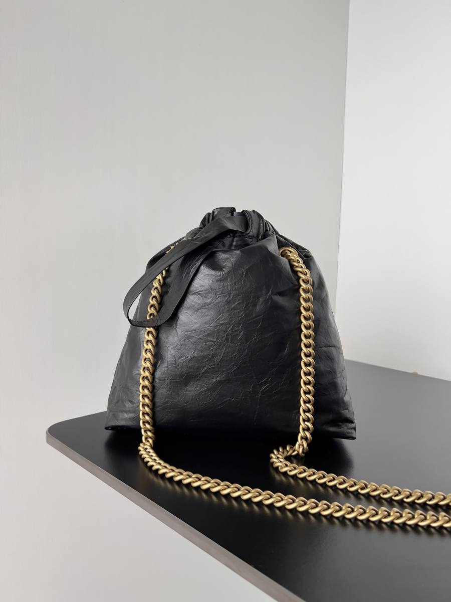 Balenciaga_Crush_Clutch_20x12x4cm_0059