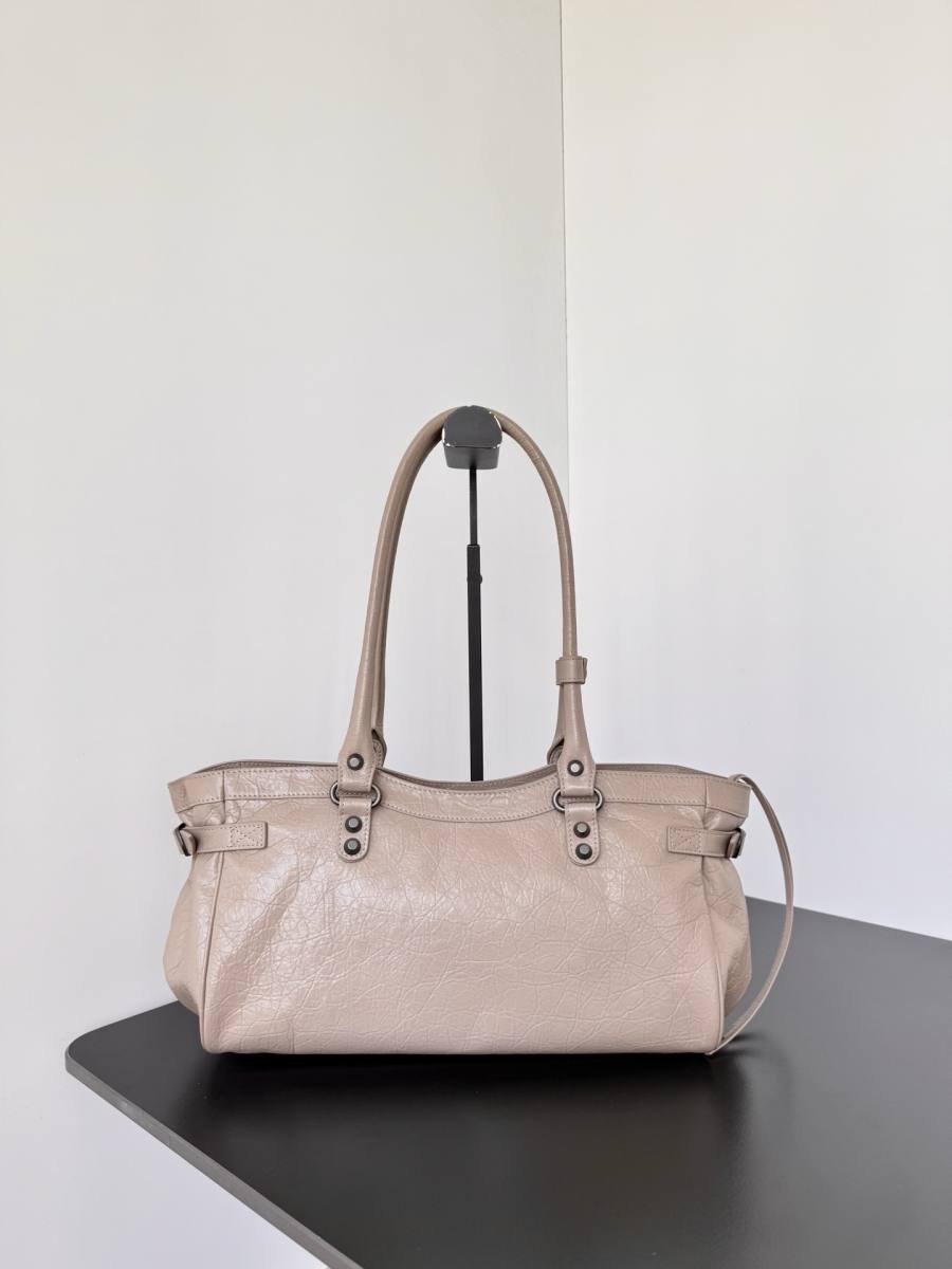 Balenciaga_LeCity_Small_30x19x10cm_3F72