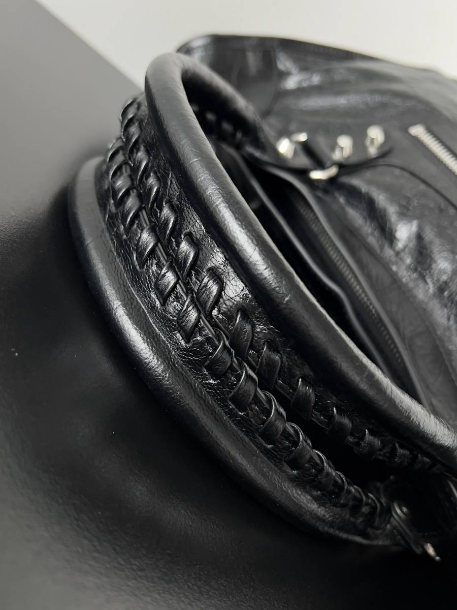 Balenciaga_LeCity_Small_30x19x10cm_4C45