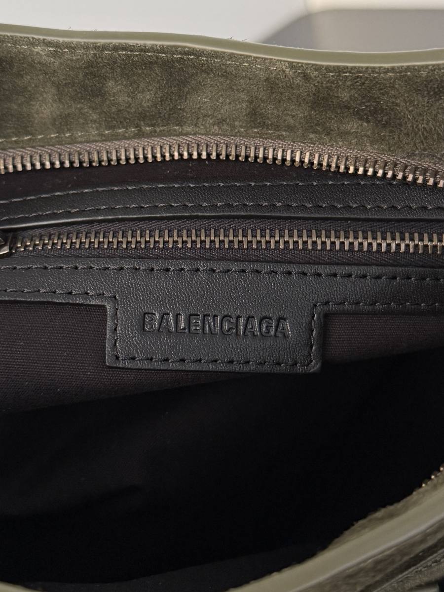 Balenciaga_LeCity_Small_30x19x10cm_99EF
