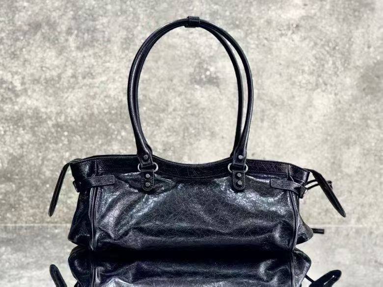 Balenciaga_LeCity_Small_30x19x10cm_A460