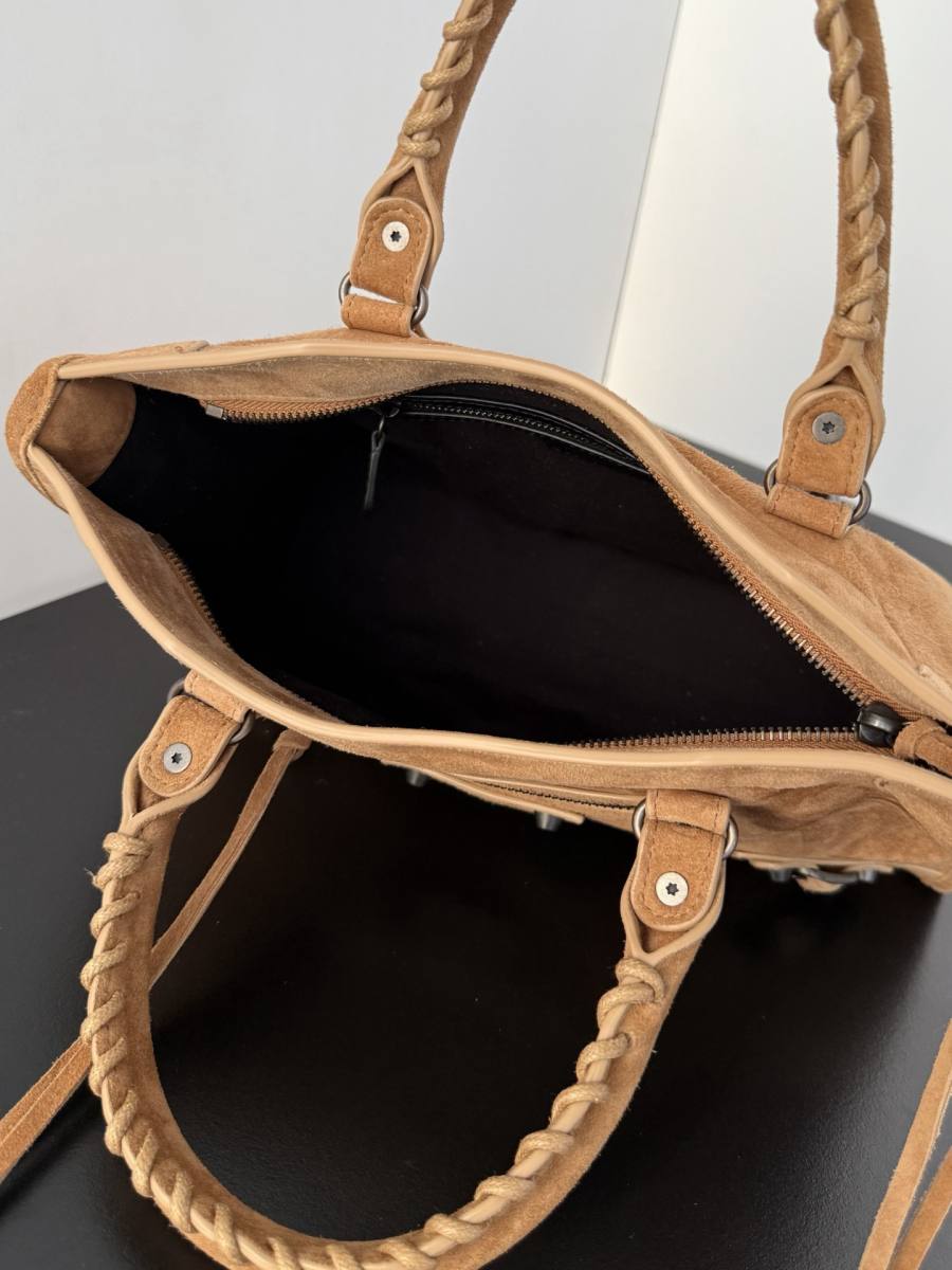 Balenciaga_LeCity_Small_30x19x10cm_A63F