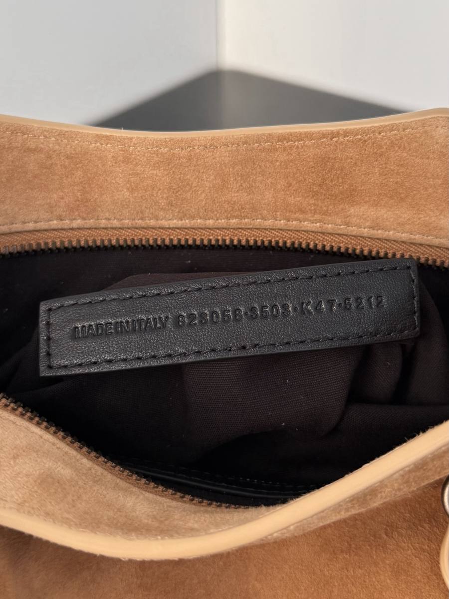 Balenciaga_LeCity_Small_30x19x10cm_A63F
