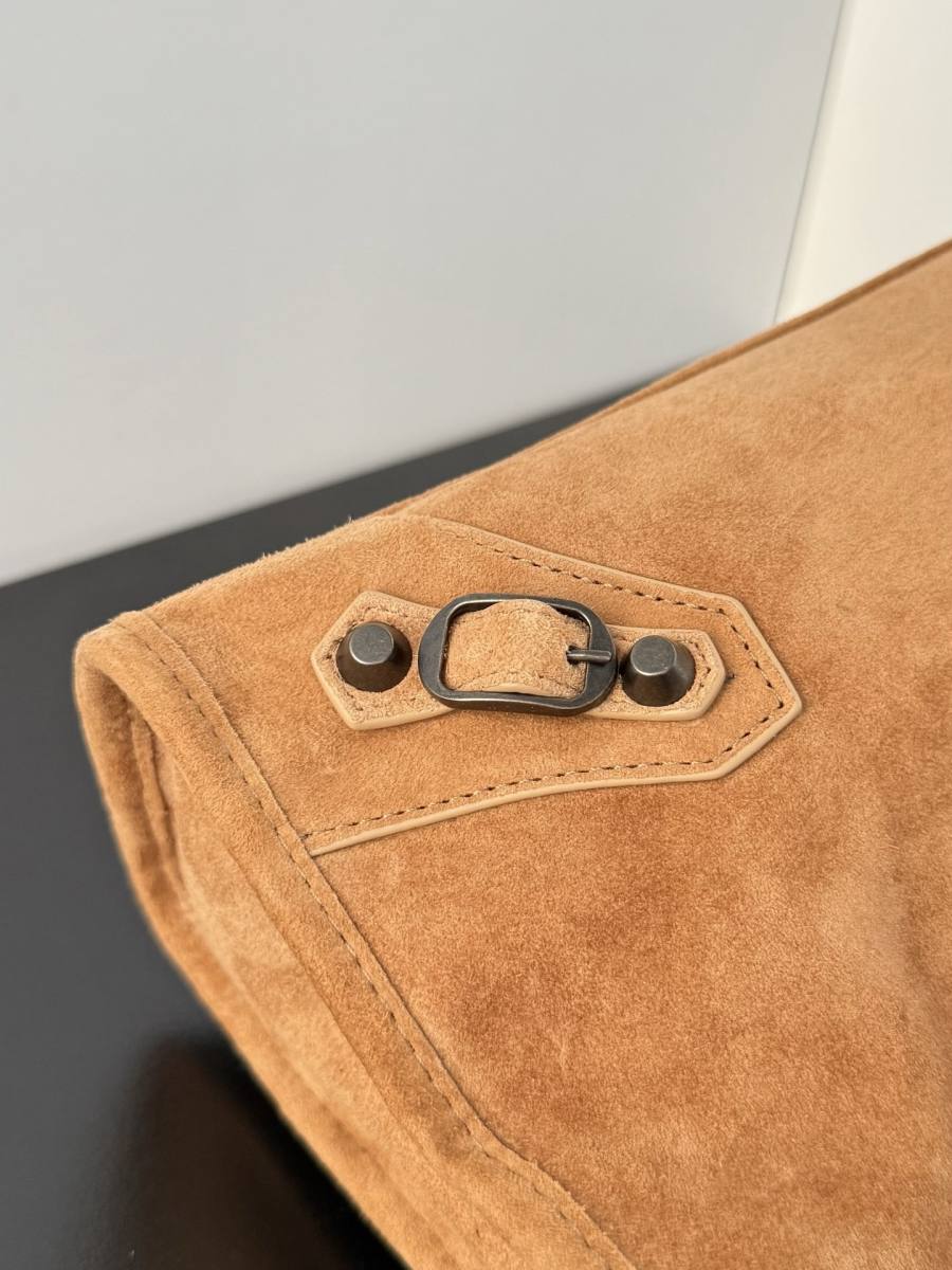Balenciaga_LeCity_Small_30x19x10cm_A63F