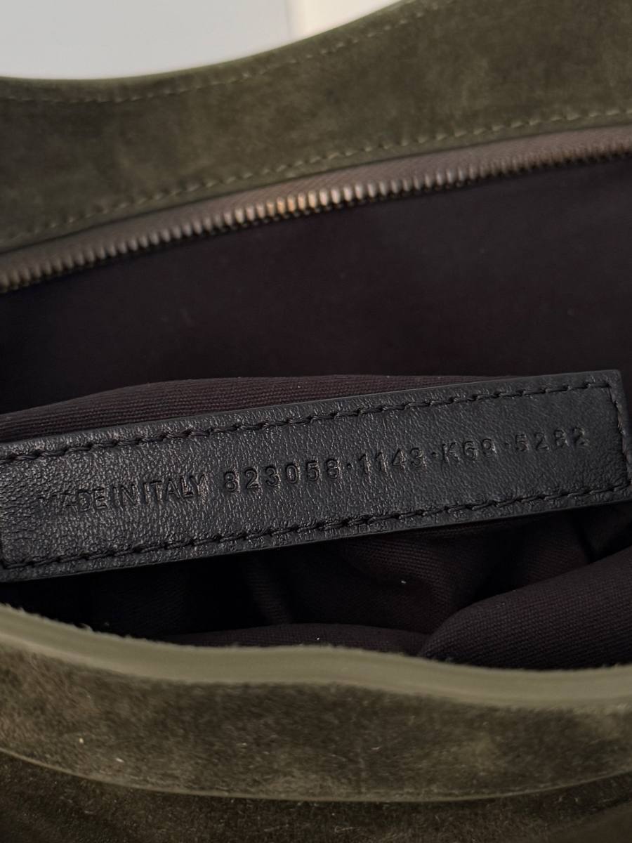 Balenciaga_LeCity_Small_30x19x10cm_CBB3