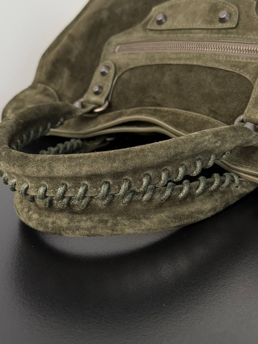 Balenciaga_LeCity_Small_30x19x10cm_CBB3
