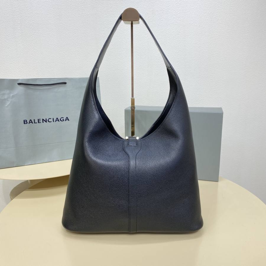 Balenciaga_Locker_Medium_38x26x11cm_08E1