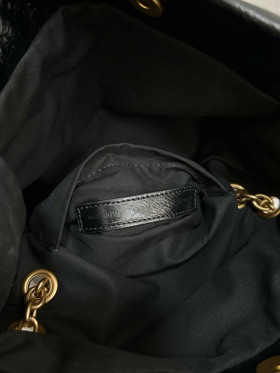 Balenciaga_Monaco_Small_BlackGold_20x14x6cm_B784