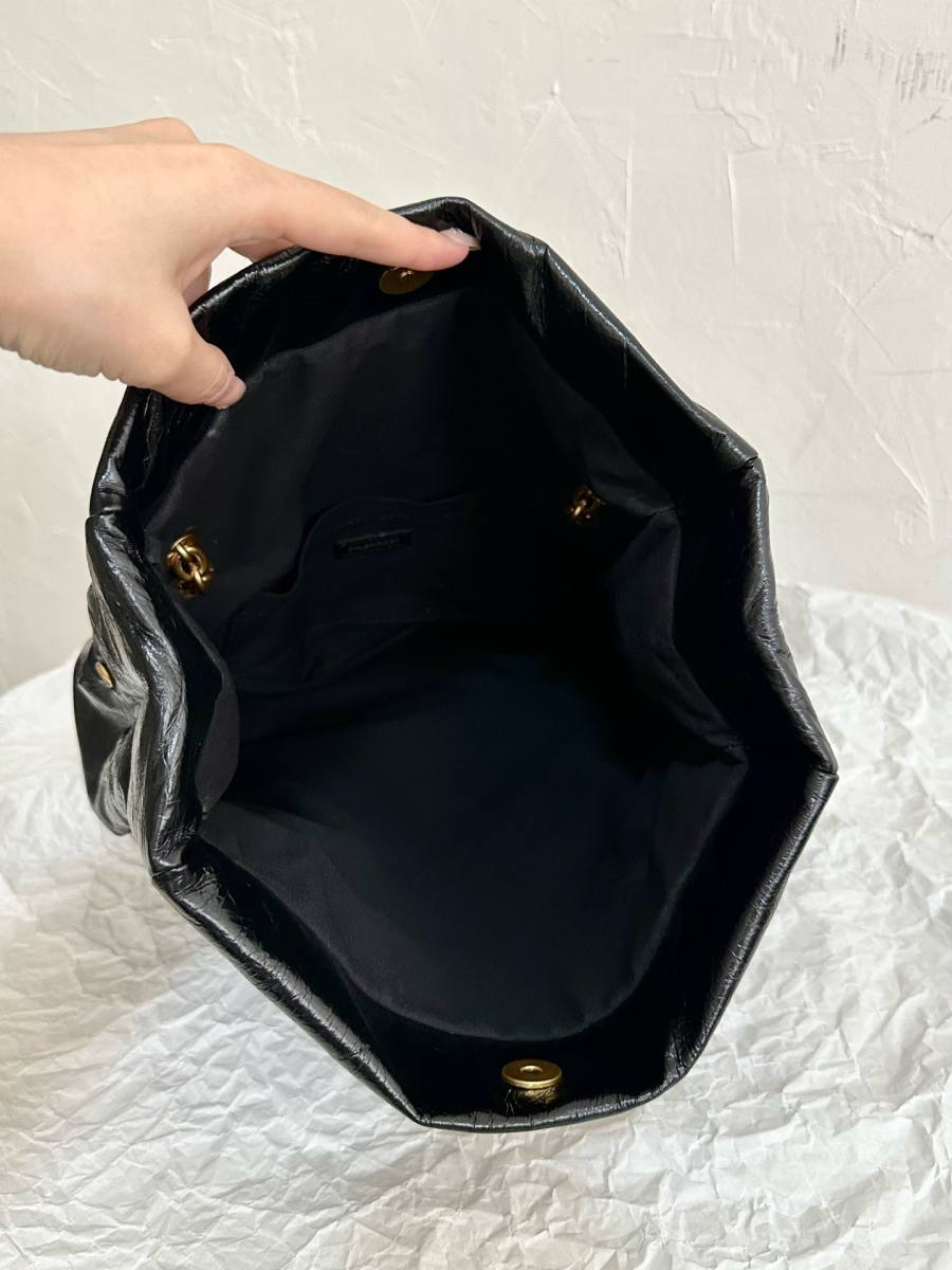 Balenciaga_Monaco_Small_BlackGold_20x14x6cm_B784