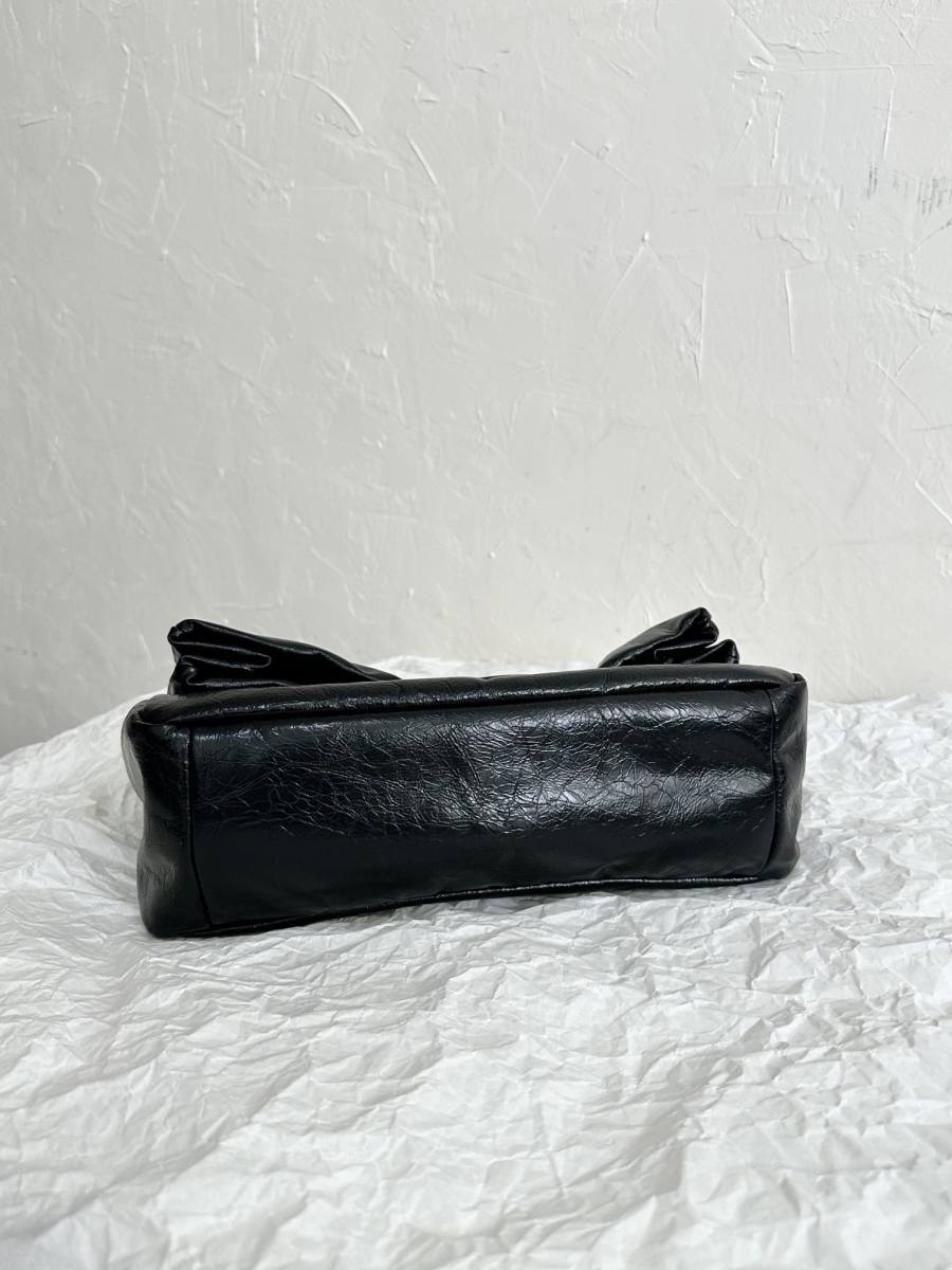 Balenciaga_Monaco_Small_BlackSilver_20x14x6cm_F38D