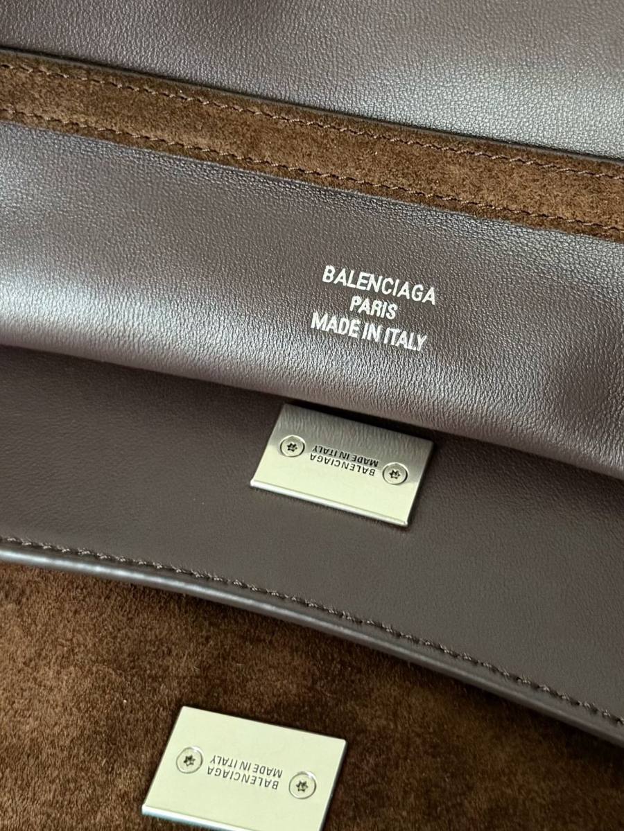 Balenciaga_Rodeo_Large_40x30x13cm_713D