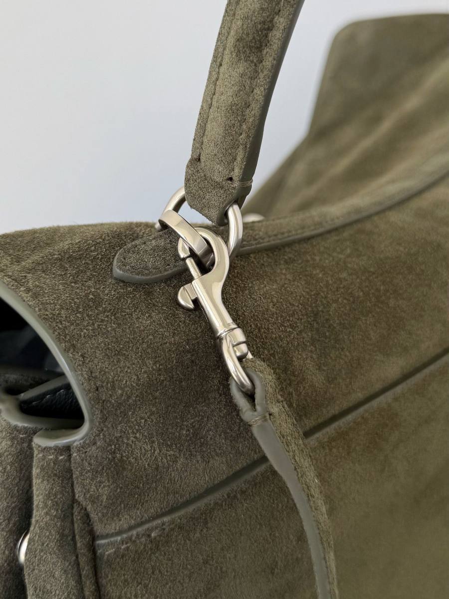 Balenciaga_Rodeo_Large_40x30x13cm_8EC0