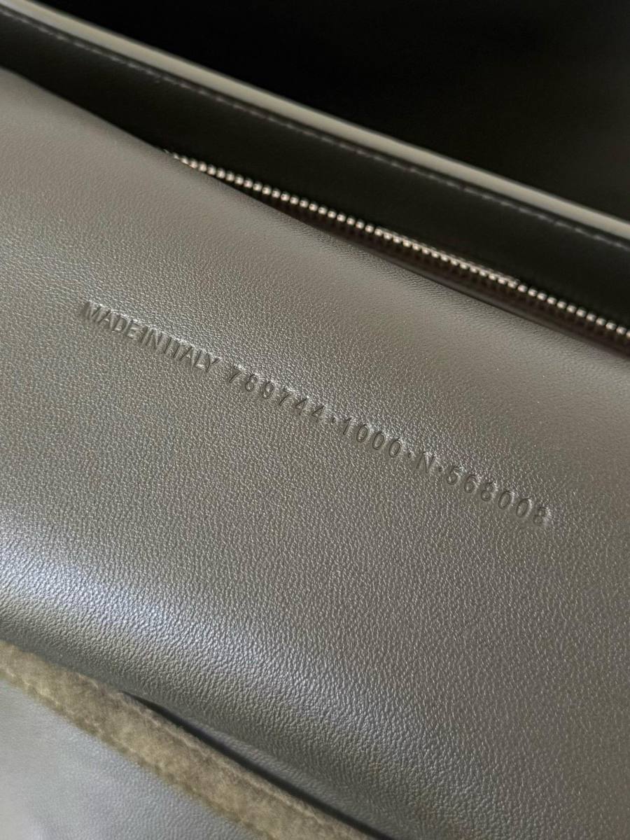 Balenciaga_Rodeo_Large_40x30x13cm_8EC0