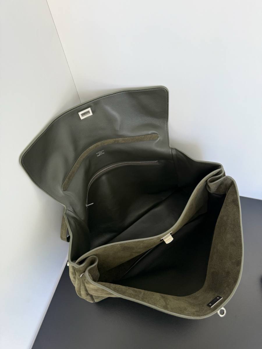 Balenciaga_Rodeo_Large_40x30x13cm_8EC0