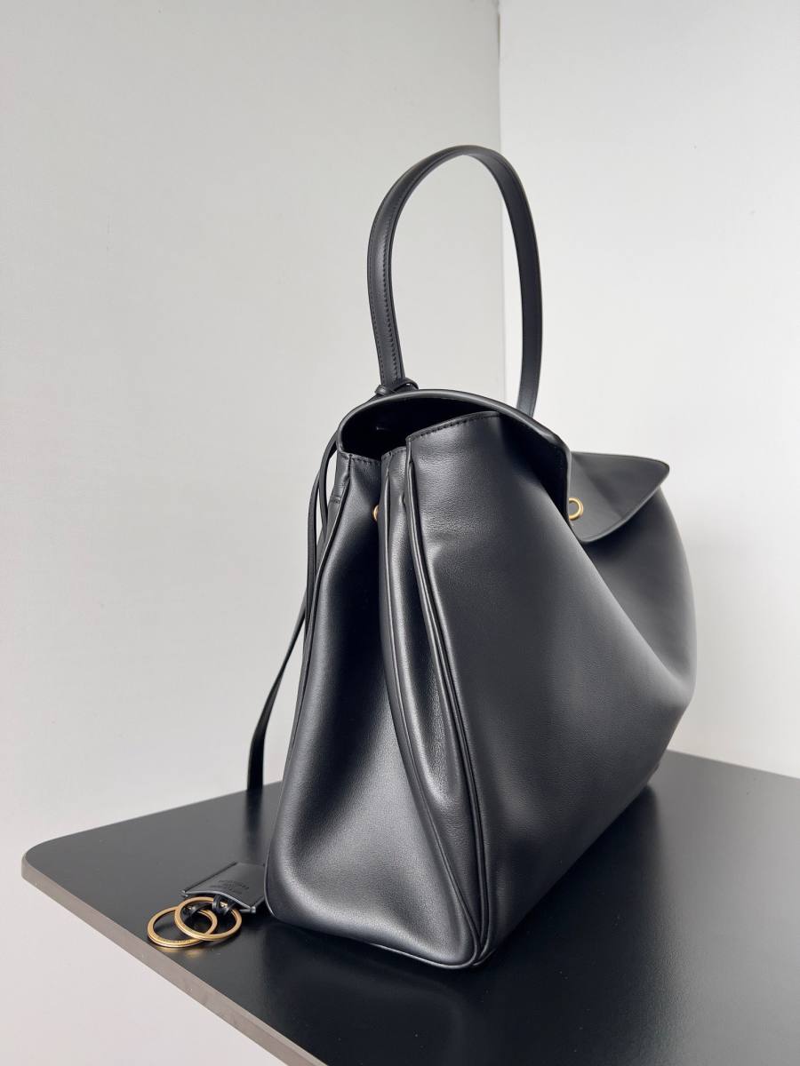 Balenciaga_Rodeo_Large_40x30x13cm_A690