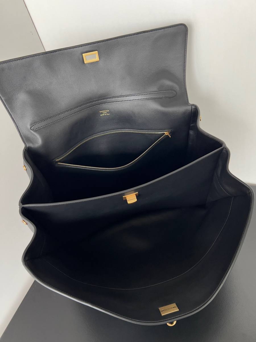 Balenciaga_Rodeo_Large_40x30x13cm_A690