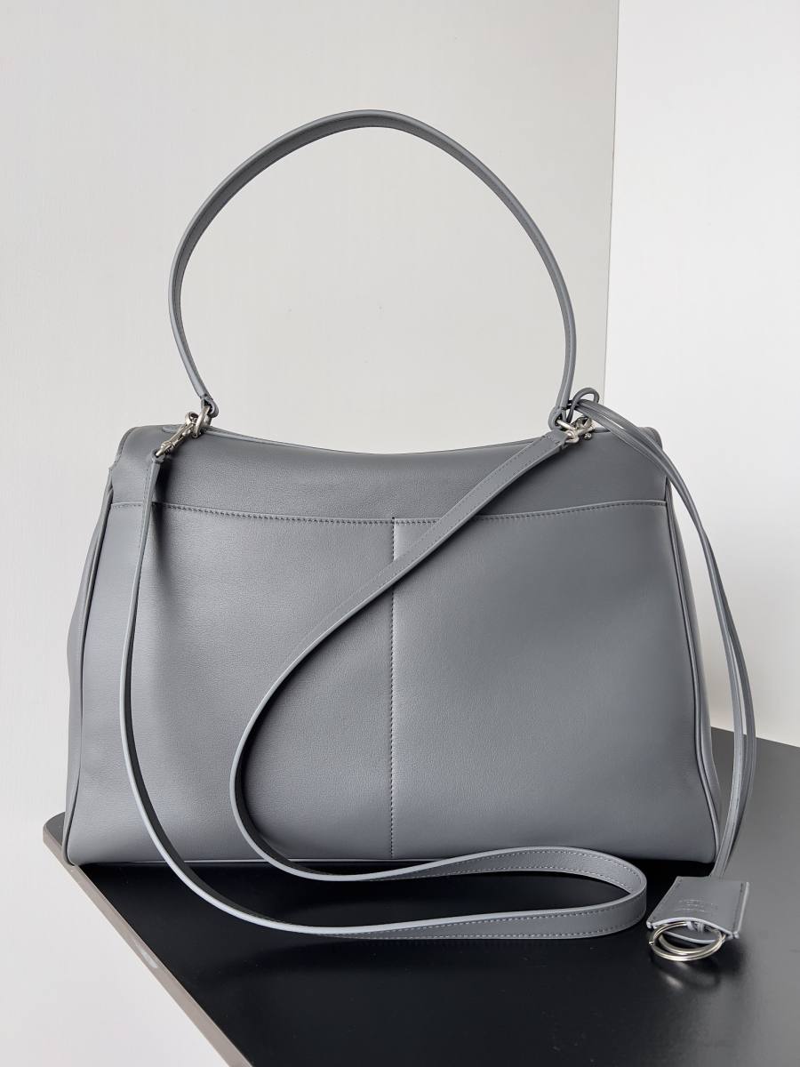 Balenciaga_Rodeo_Large_40x30x13cm_EA18