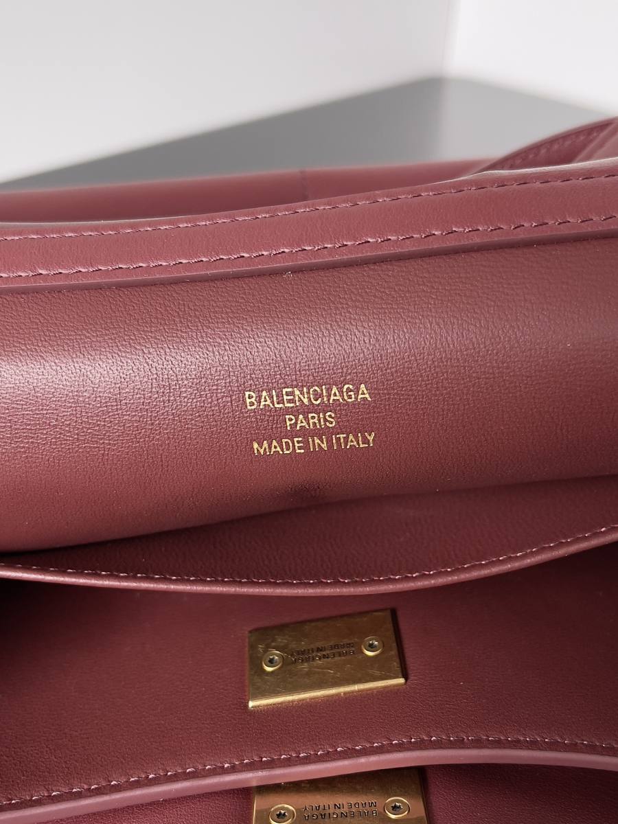 Balenciaga_Rodeo_Medium_35x23x11cm_0F5A