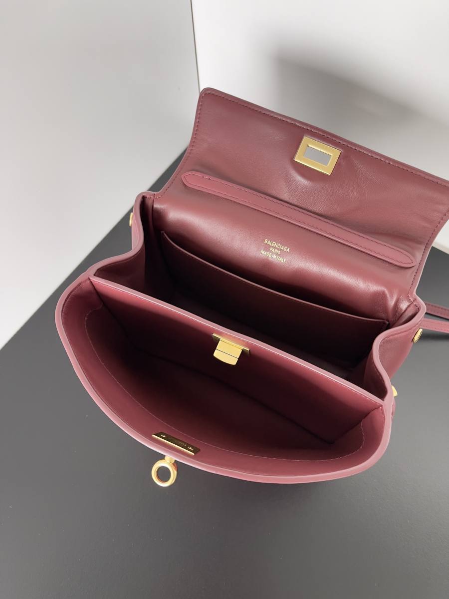 Balenciaga_Rodeo_Medium_35x23x11cm_0F5A