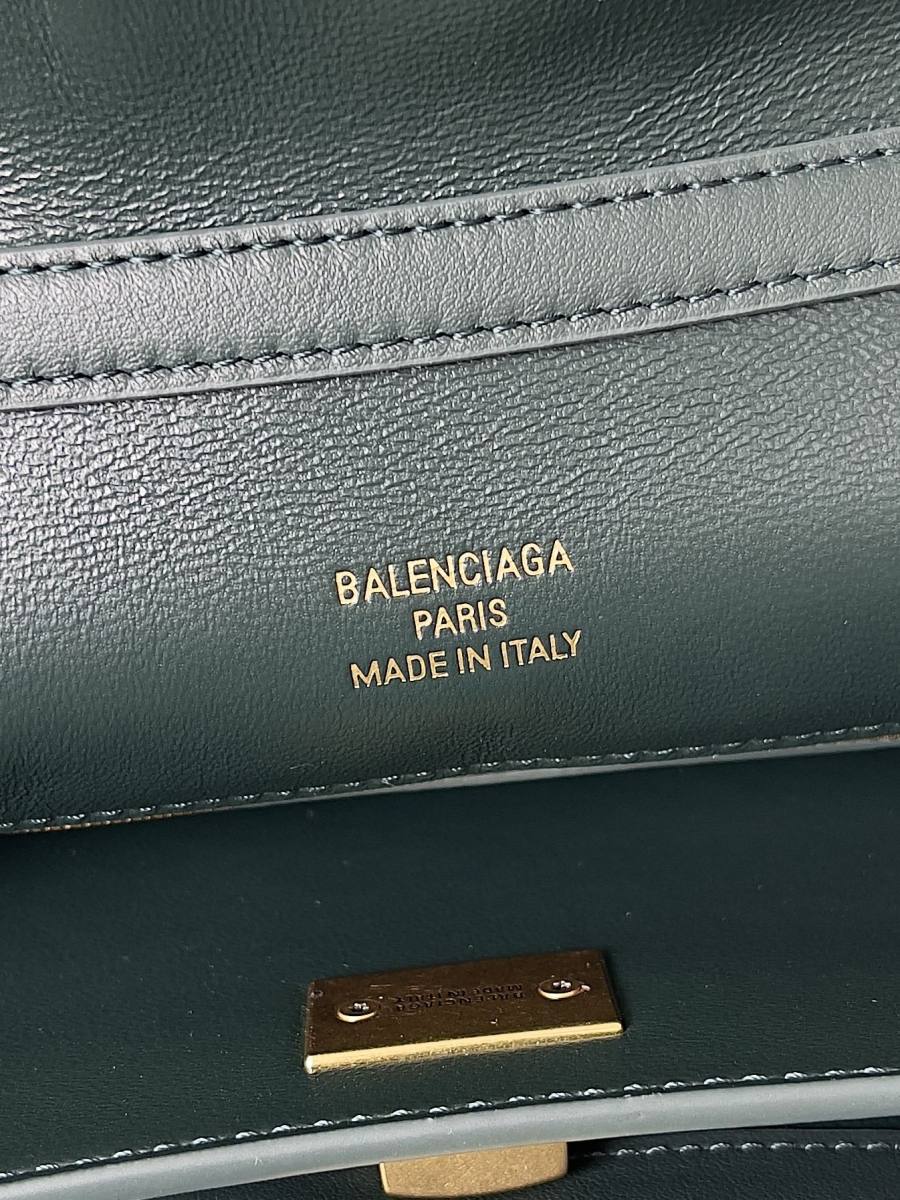 Balenciaga_Rodeo_Medium_35x23x11cm_11FA