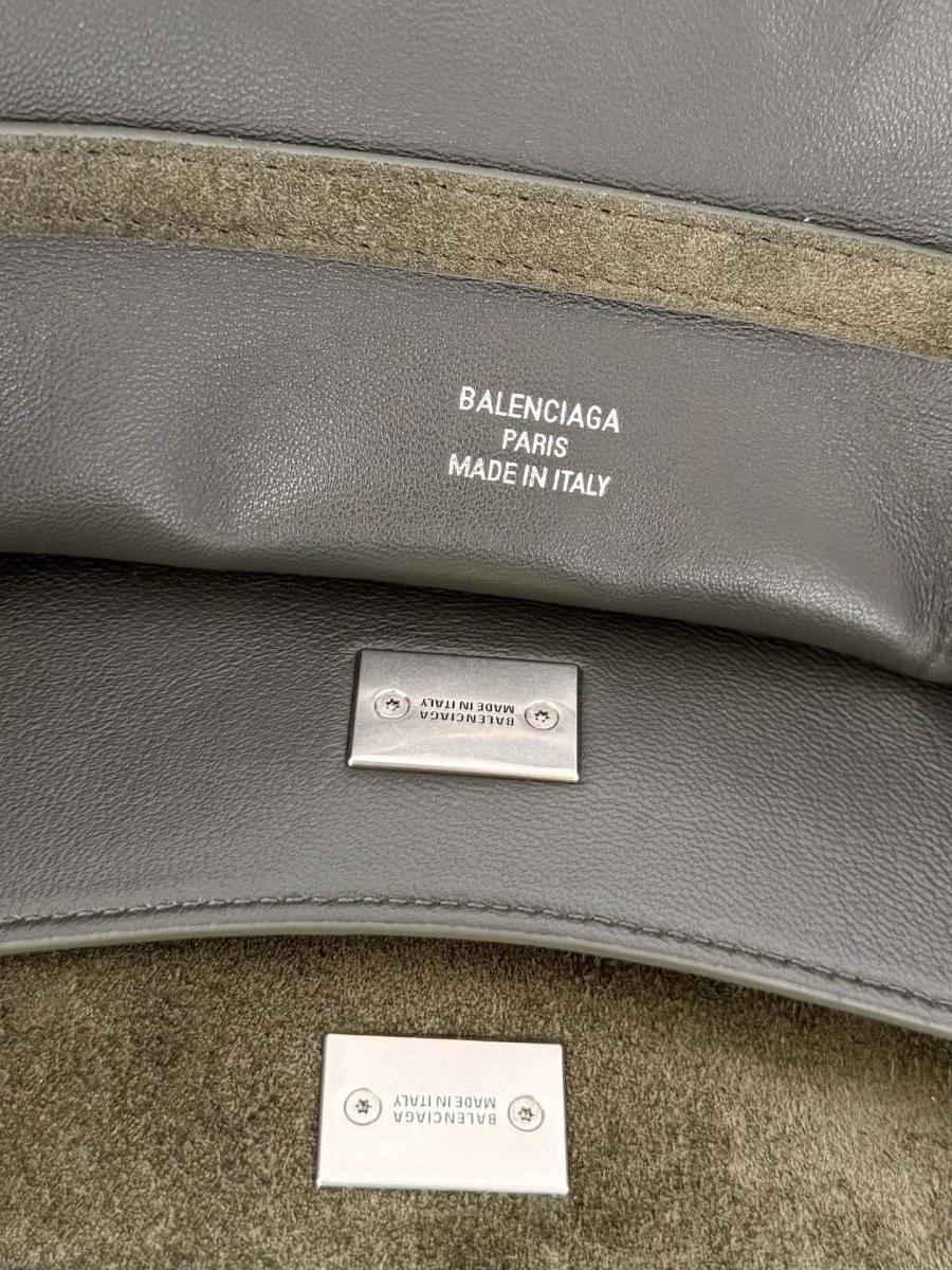 Balenciaga_Rodeo_Medium_35x23x11cm_12FA