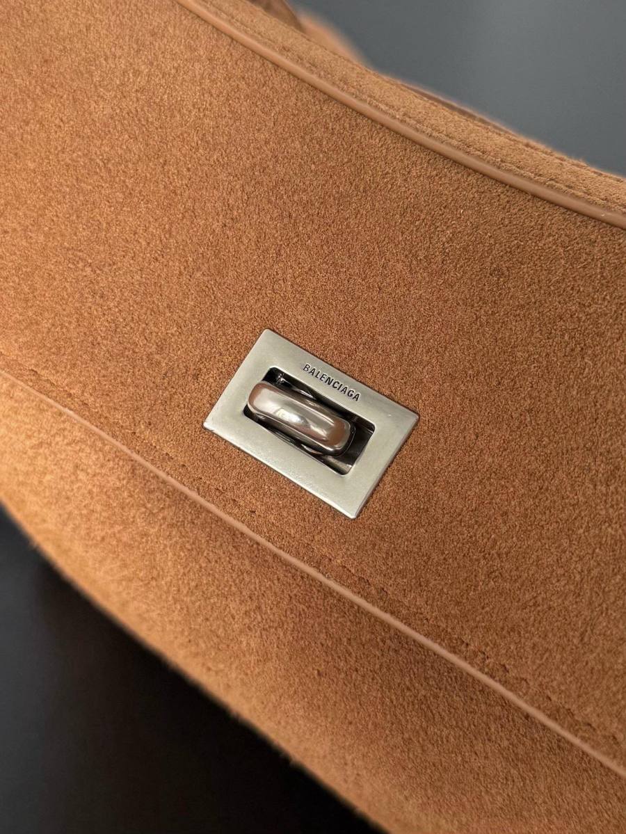 Balenciaga_Rodeo_Medium_35x23x11cm_4F62
