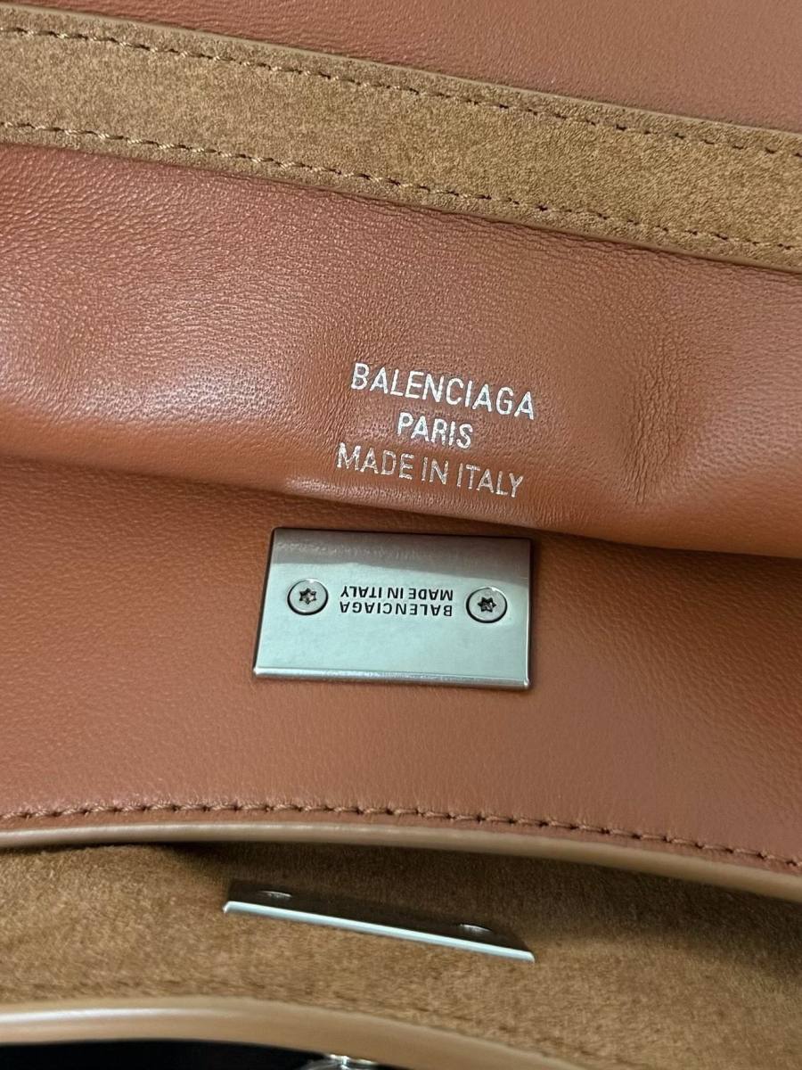 Balenciaga_Rodeo_Medium_35x23x11cm_4F62