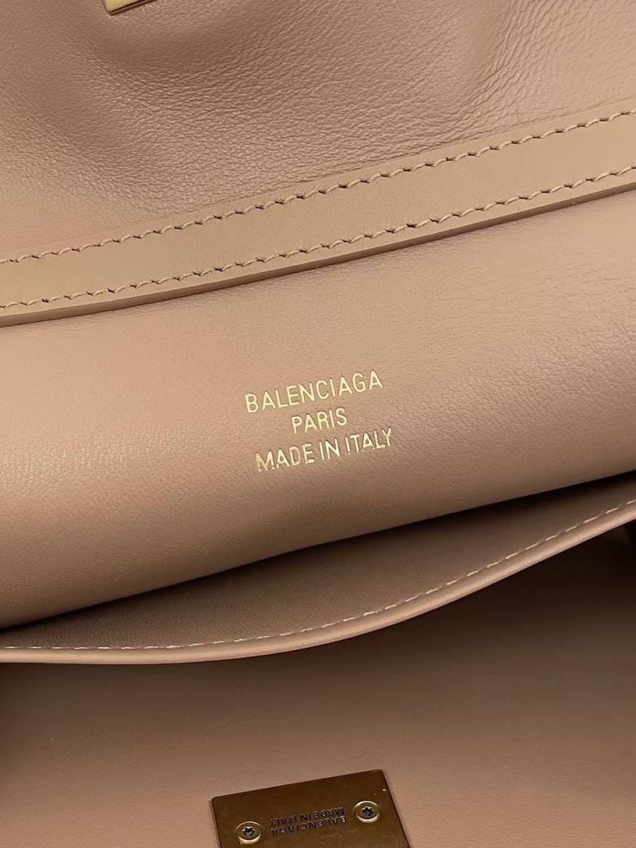 Balenciaga_Rodeo_Medium_35x23x11cm_74B2