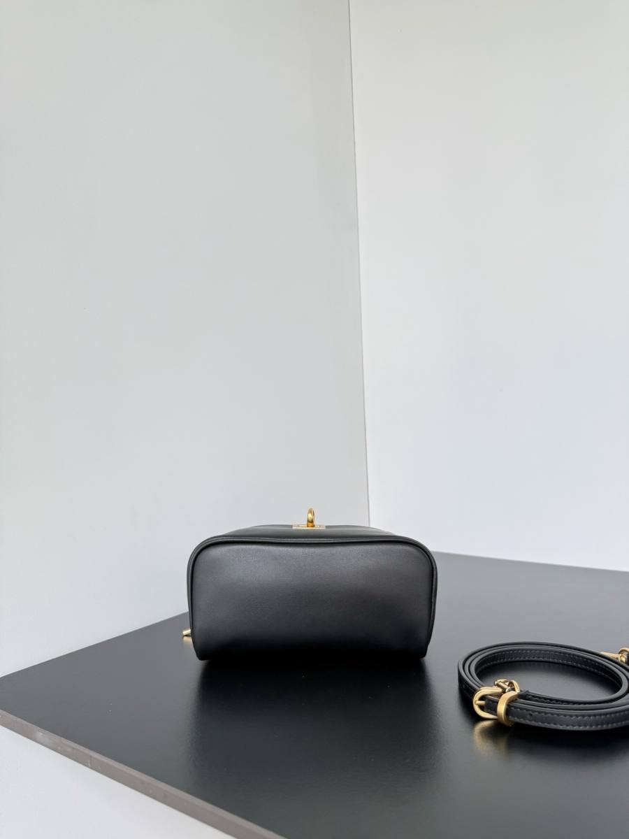 Balenciaga_Rodeo_Medium_35x23x11cm_90C1