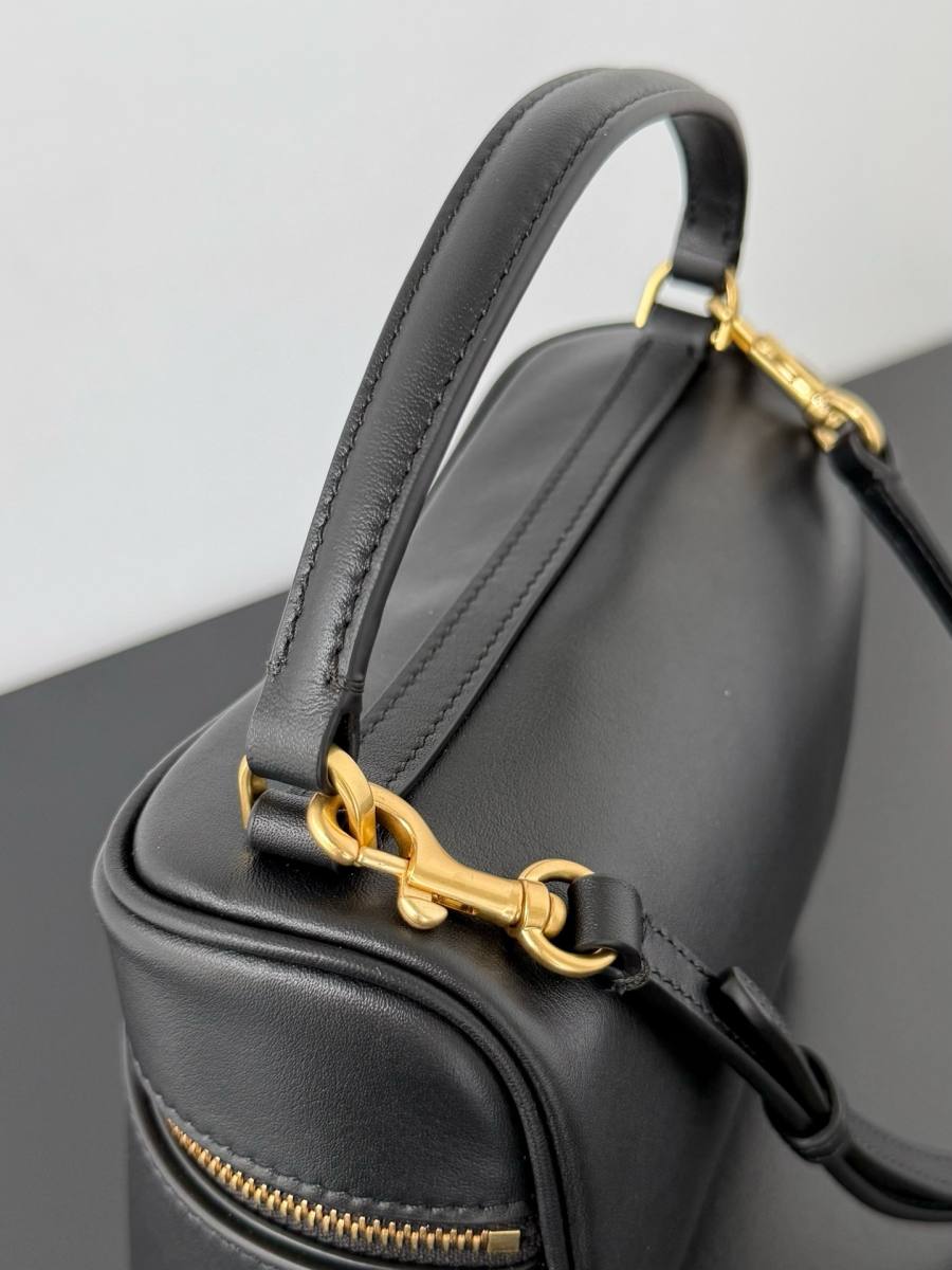 Balenciaga_Rodeo_Medium_35x23x11cm_90C1