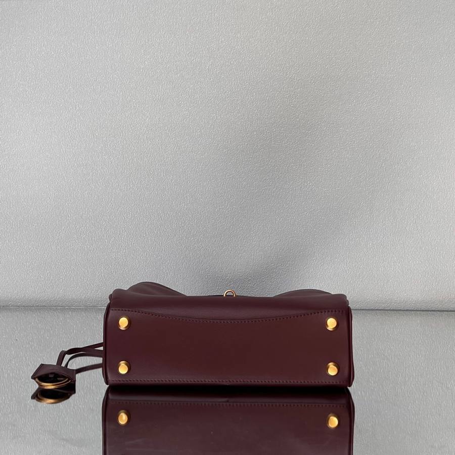 Balenciaga_Rodeo_Medium_35x23x11cm_A31C