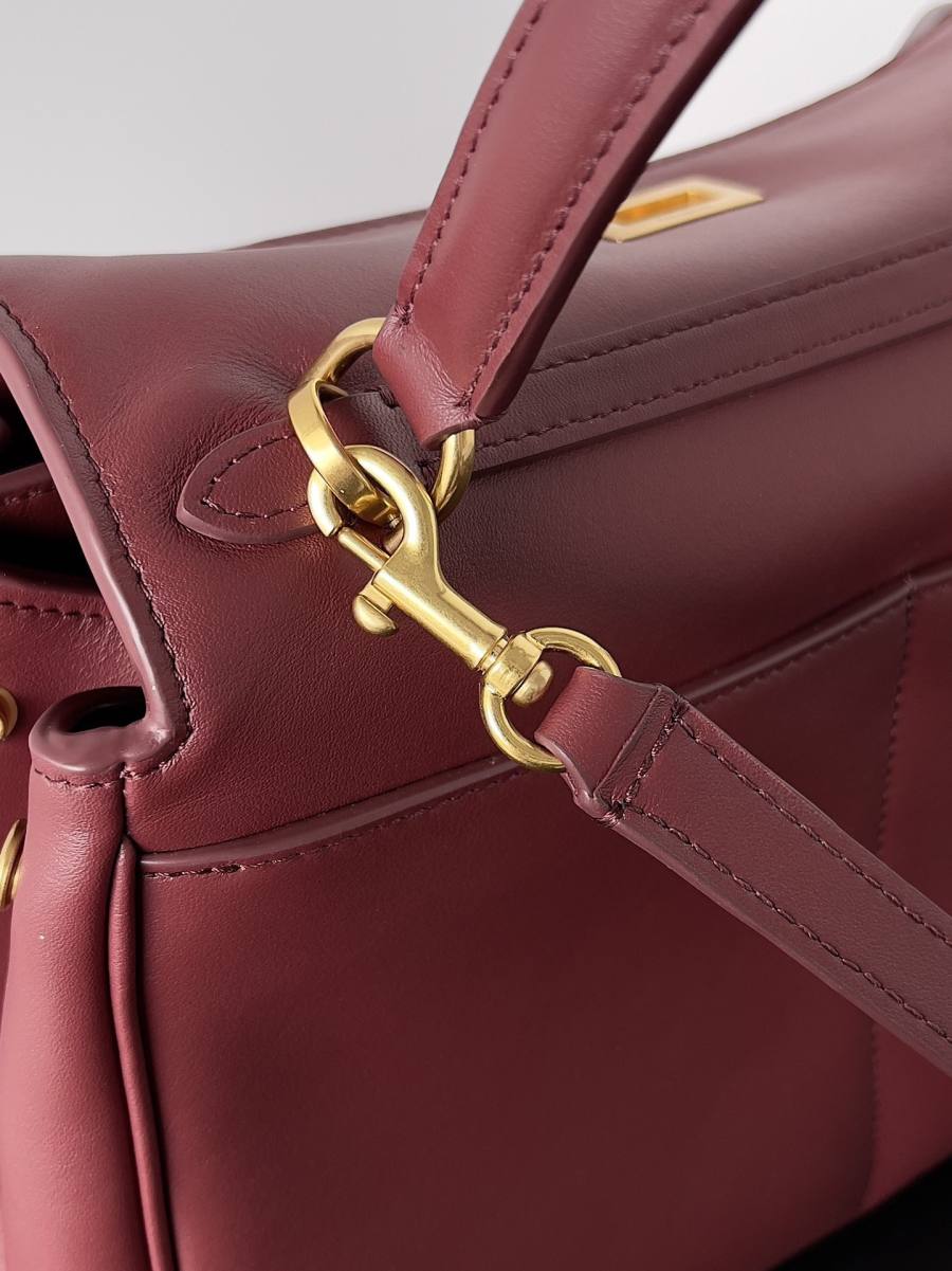 Balenciaga_Rodeo_Medium_35x23x11cm_C87C