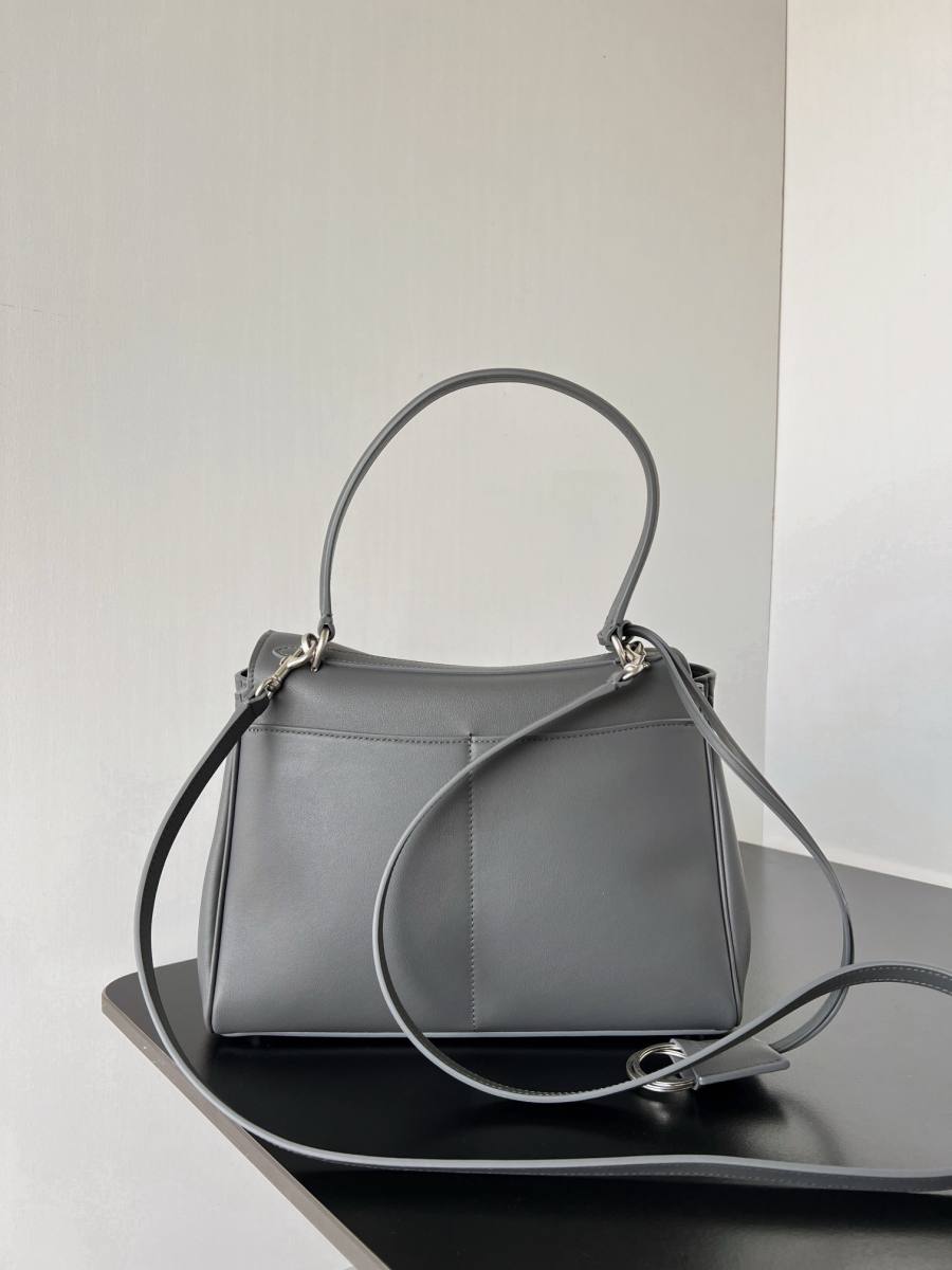 Balenciaga_Rodeo_Medium_35x23x11cm_CEA0