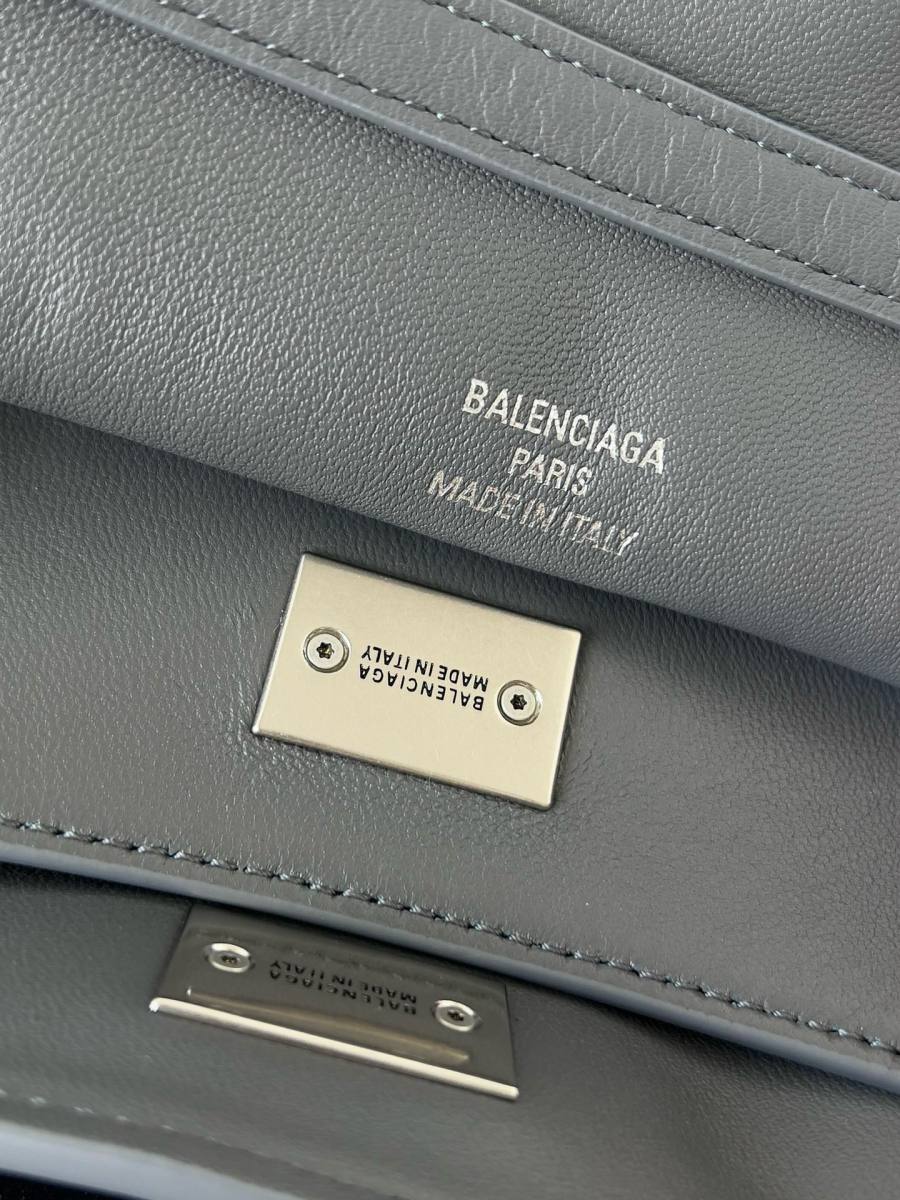 Balenciaga_Rodeo_Medium_35x23x11cm_CEA0