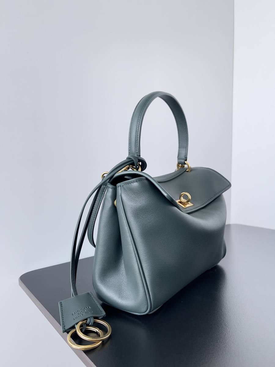 Balenciaga_Rodeo_Medium_35x23x11cm_DA25
