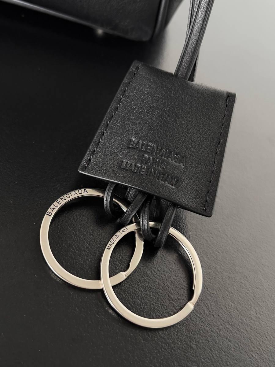 Balenciaga_Rodeo_Medium_35x23x11cm_E984