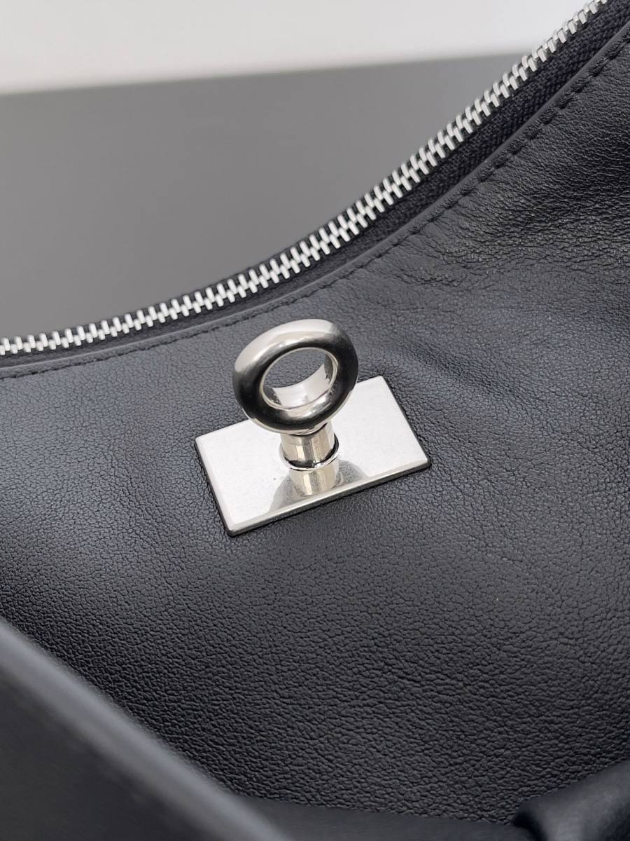 Balenciaga_Rodeo_Medium_35x23x11cm_ED88