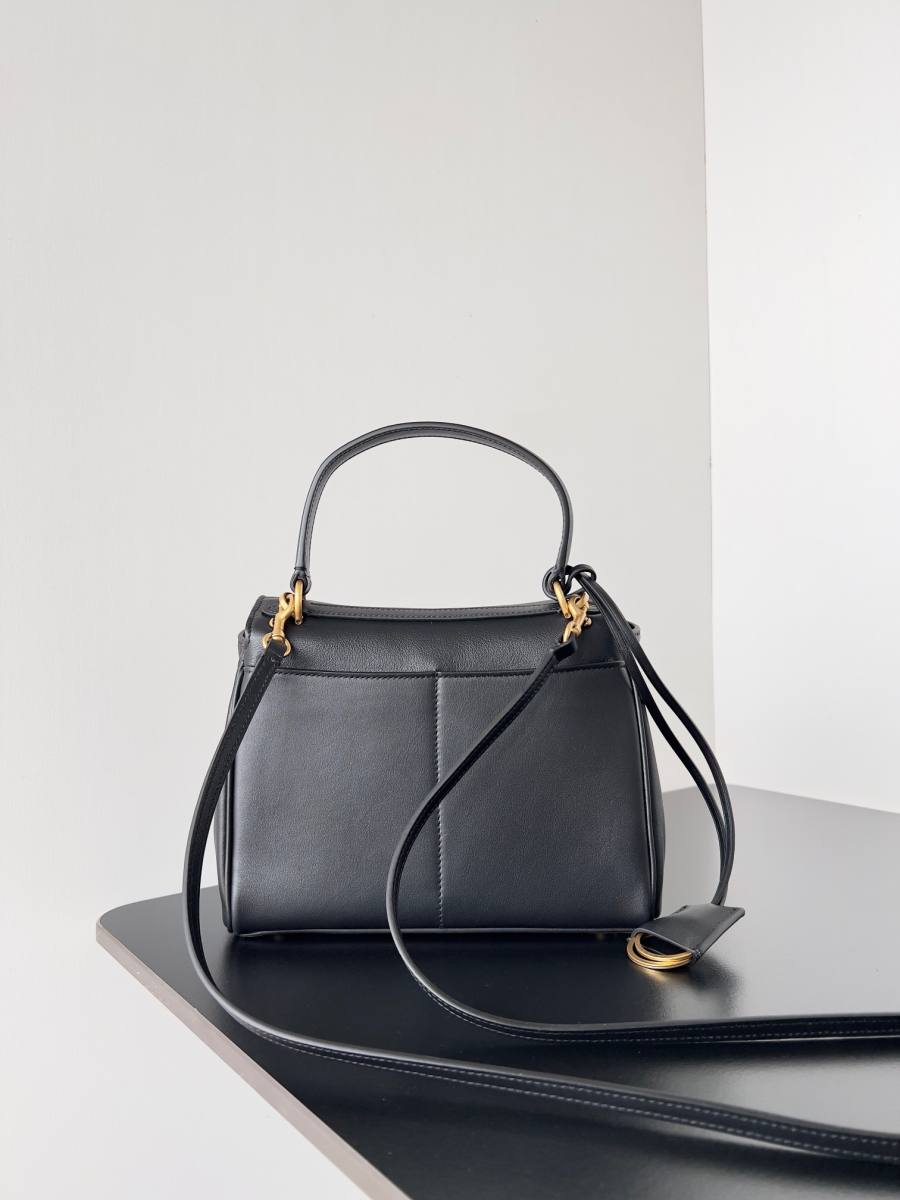 Balenciaga_Rodeo_Medium_BlackGold_35x23x11cm_EC7A