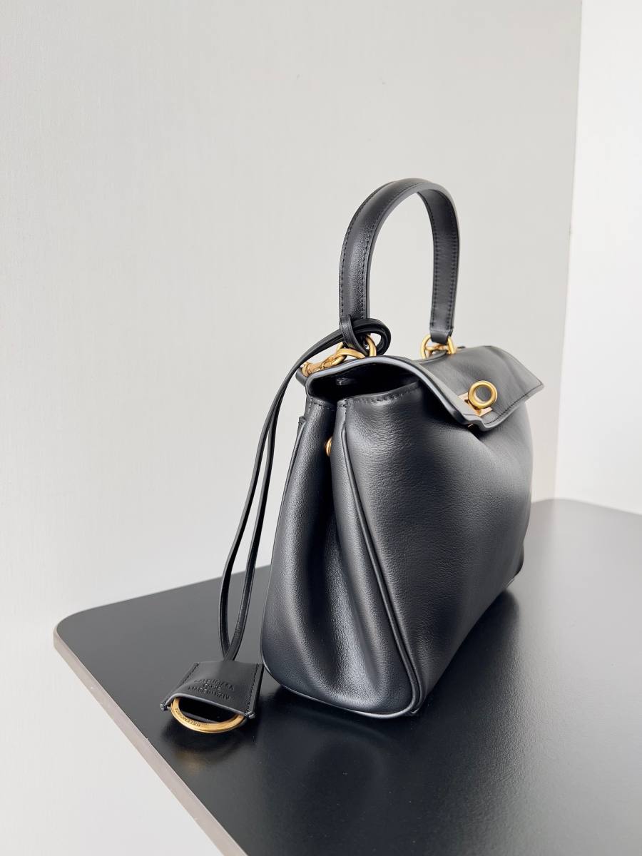 Balenciaga_Rodeo_Medium_BlackGold_35x23x11cm_EC7A