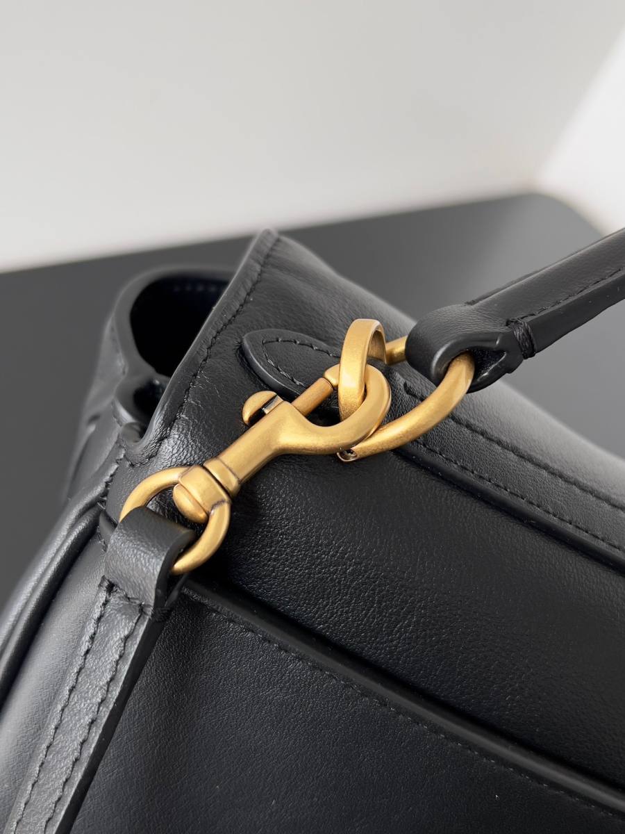 Balenciaga_Rodeo_Medium_BlackGold_35x23x11cm_EC7A