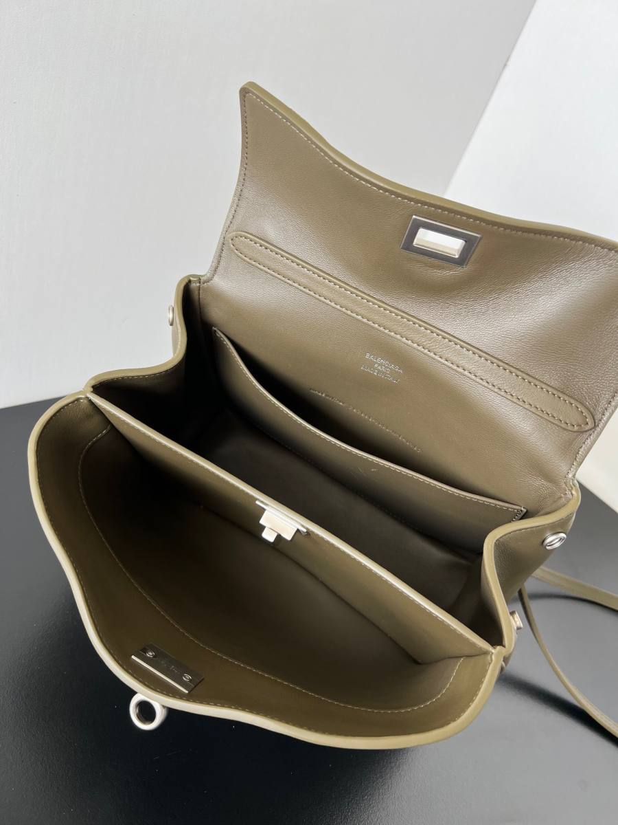Balenciaga_Rodeo_Medium_Silver_35x23x11cm_302C
