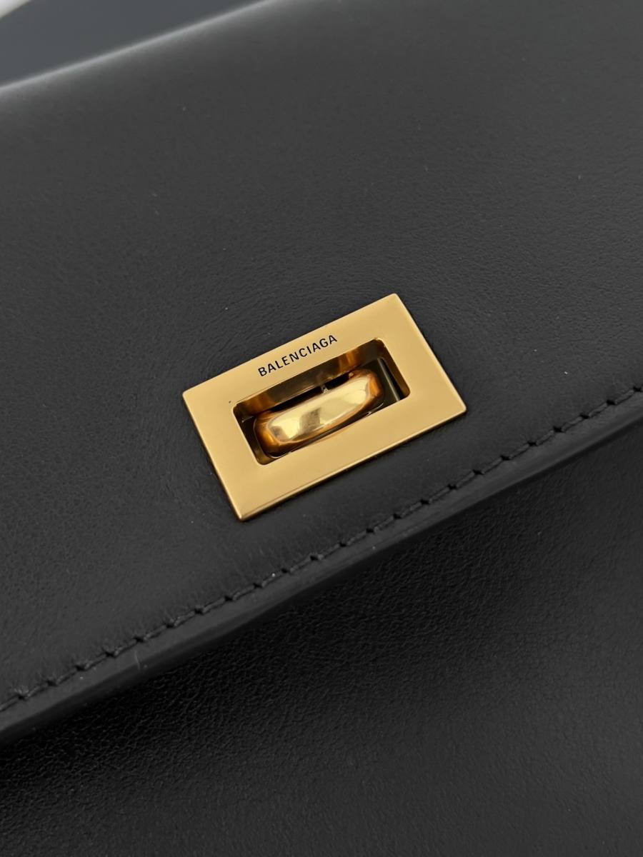 Balenciaga_Rodeo_Small_27x20x10cm_7E96