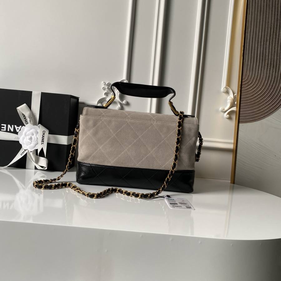 Chanel 25A Hobo AS5637 24 x 16 x 8 7028