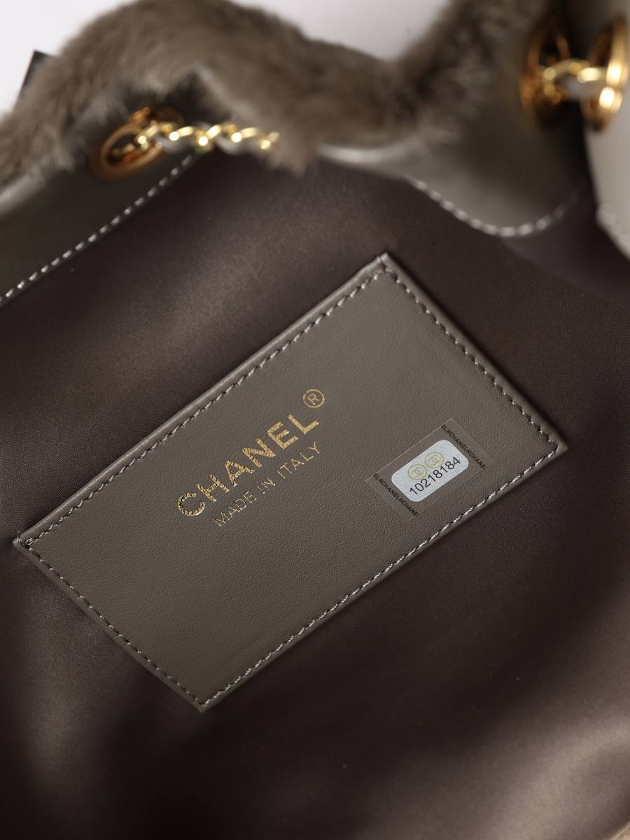 Chanel 25C Cruising Show Tote 26 x 30 x 14 D6A2