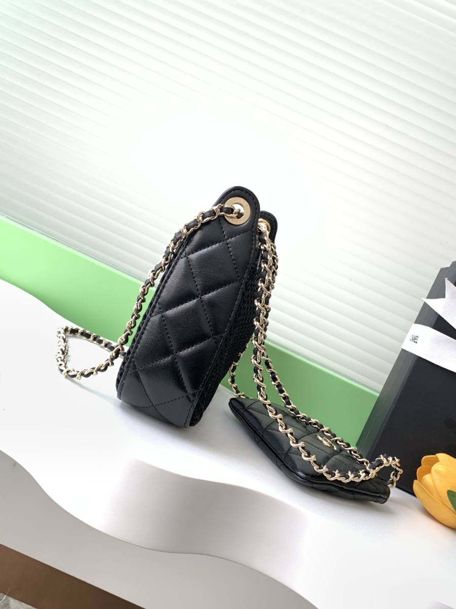 Chanel 25S Mesh Tote 28 x 22 x 12 C2FF